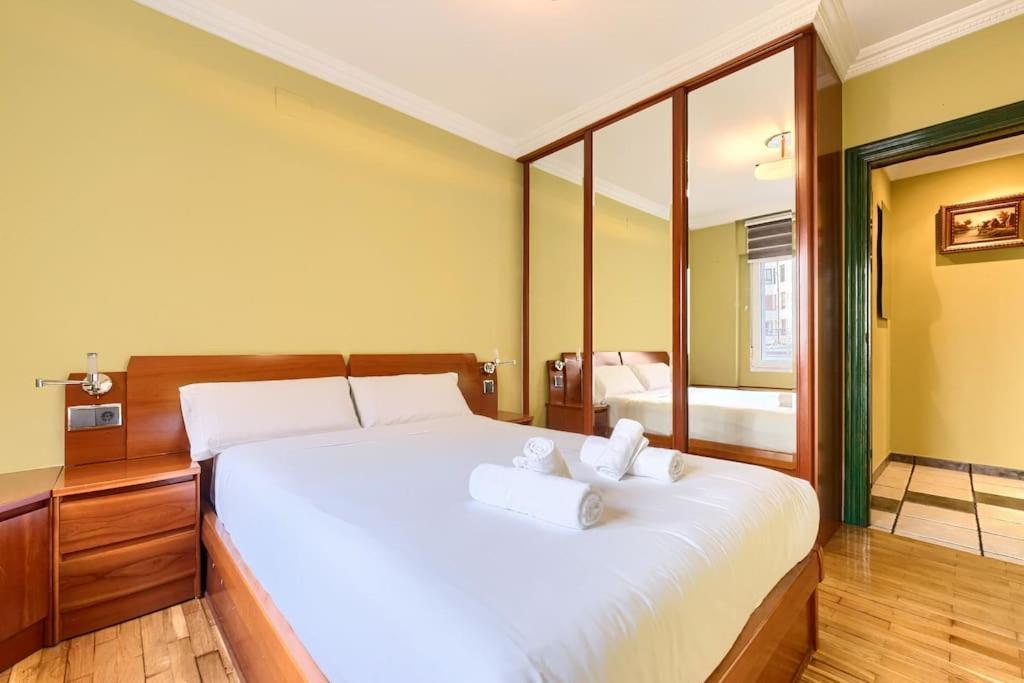 San Mames Football & Parking Appartement *